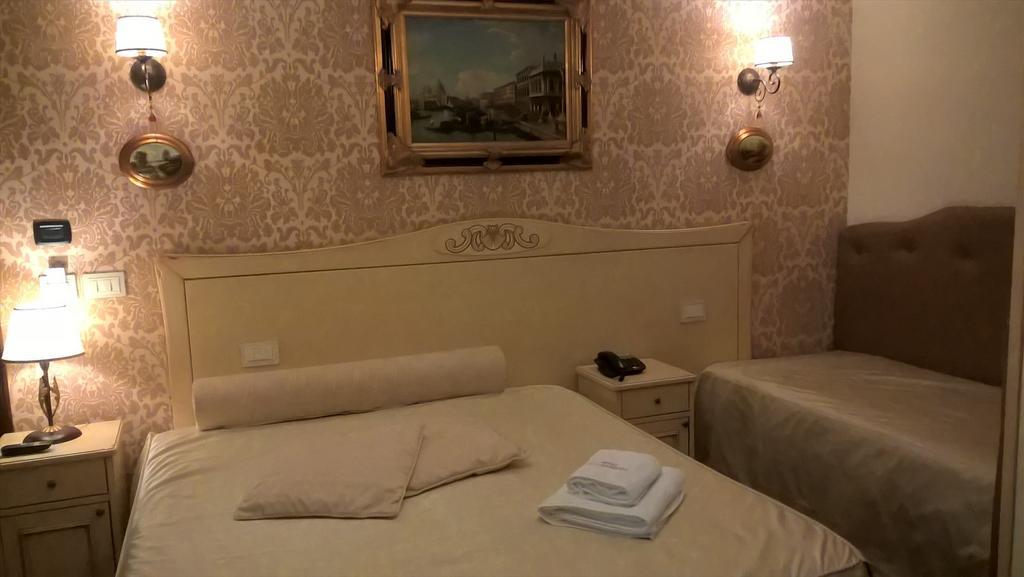 Hotel Villa Clementina Scafati Eksteriør bilde